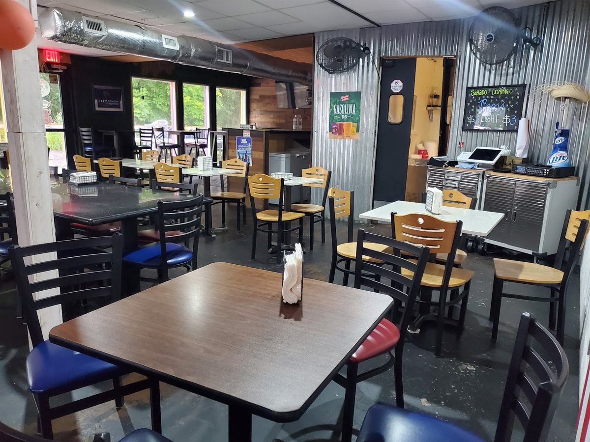 Rancho Latino Lechonera-Restaurant